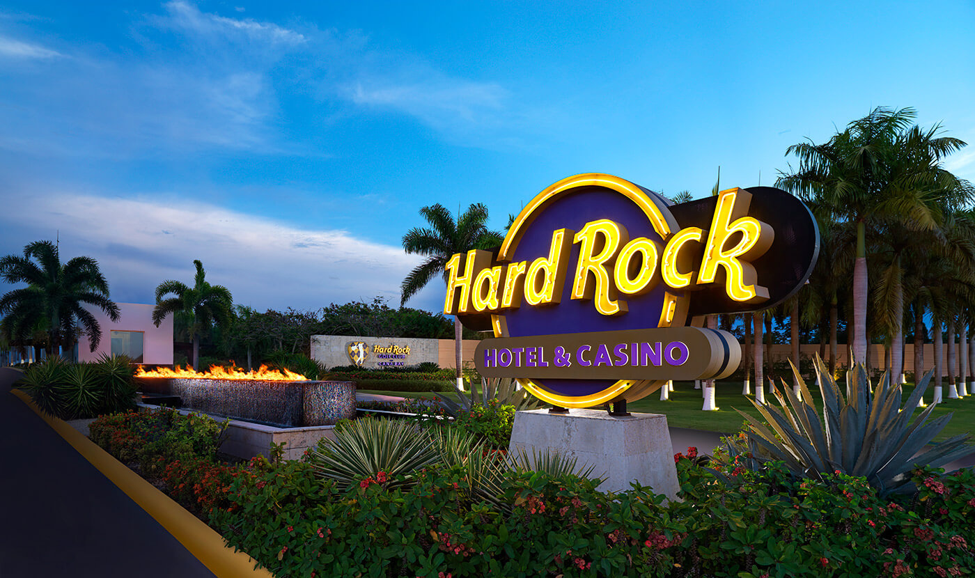 Hard Rock Hotel punta cana front entrance 0846b1